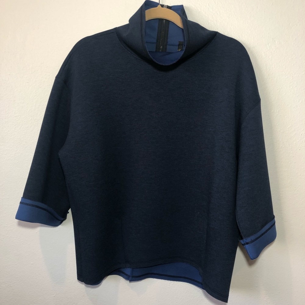 IC by Connie K Scuba Turtleneck Top M